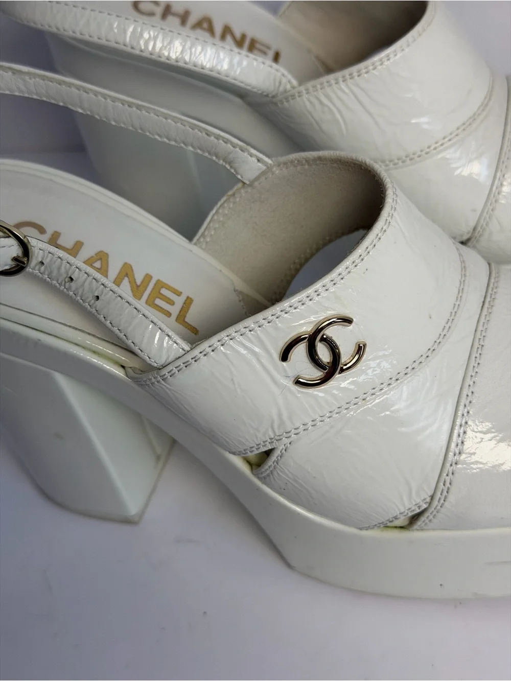 Chanel Pre-Fall 2023 Paris-Dakar Runway White Patent Leather Platform Slingback